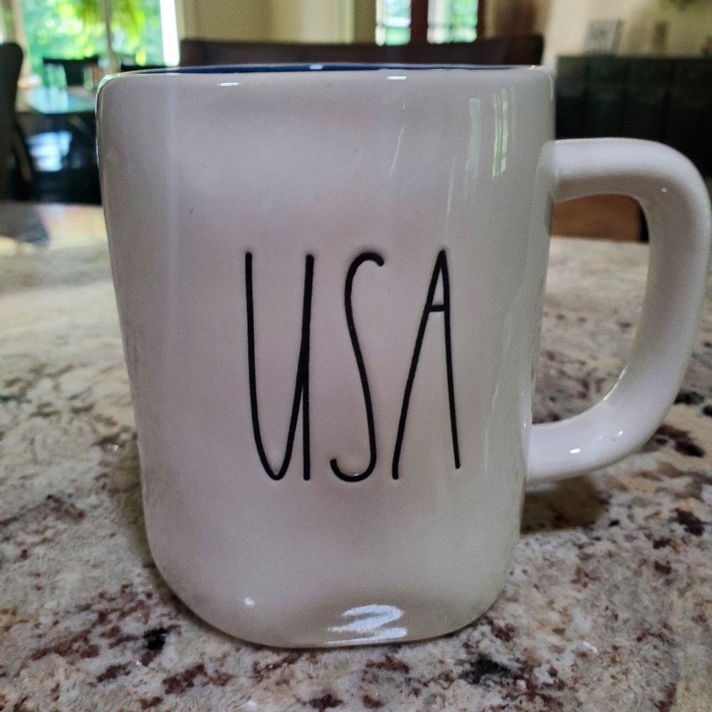 Rae Dunn USA Mug-NWT